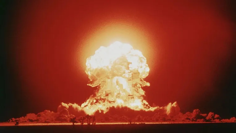 WHAT ACTUALLY HAPPENS IN A NUCLEAR EXPLOSION?